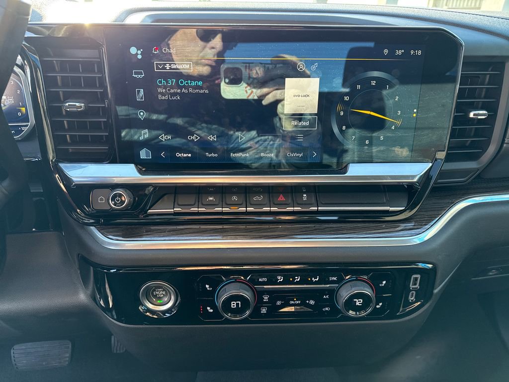 Used 2022 Chevrolet Silverado 1500 LT image 22