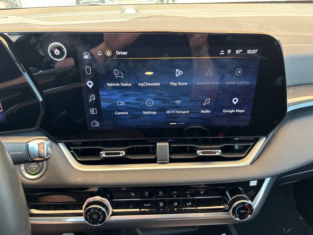 Used 2026 Chevrolet Equinox LT FWD image 7