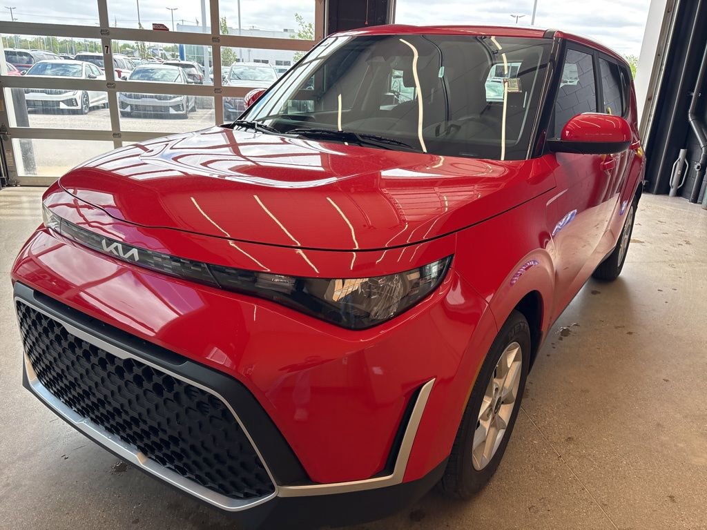 Certified 2024 Kia Soul LX w/ Option Group 015 FWD image 6