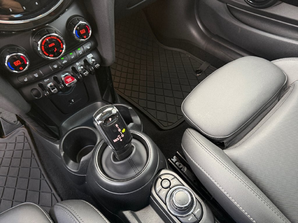 Used 2024 MINI Cooper S FWD image 18