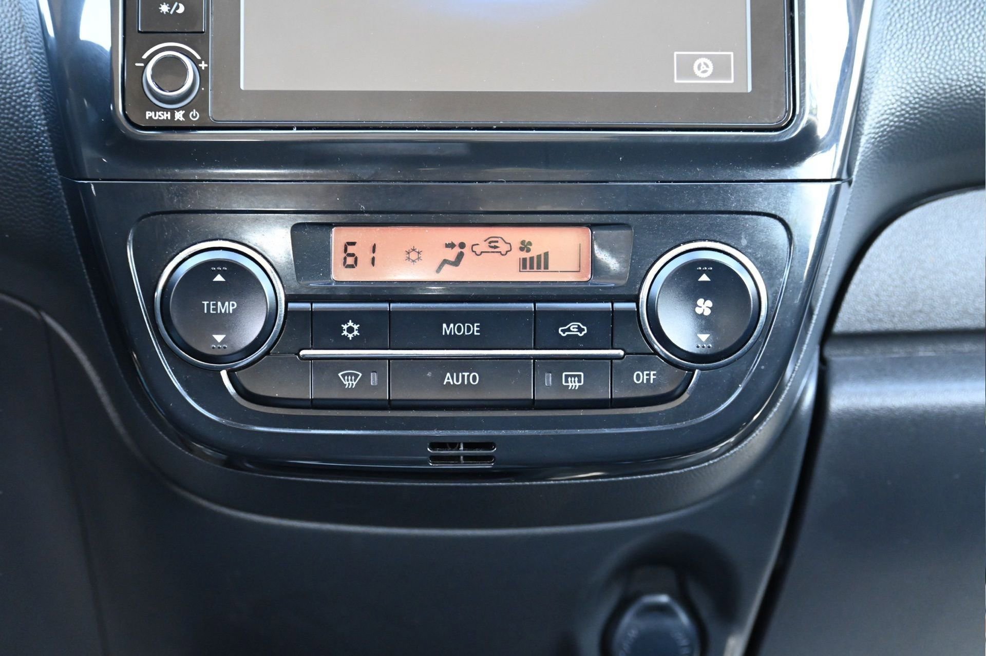 Used 2024 Mitsubishi Mirage ES image 24