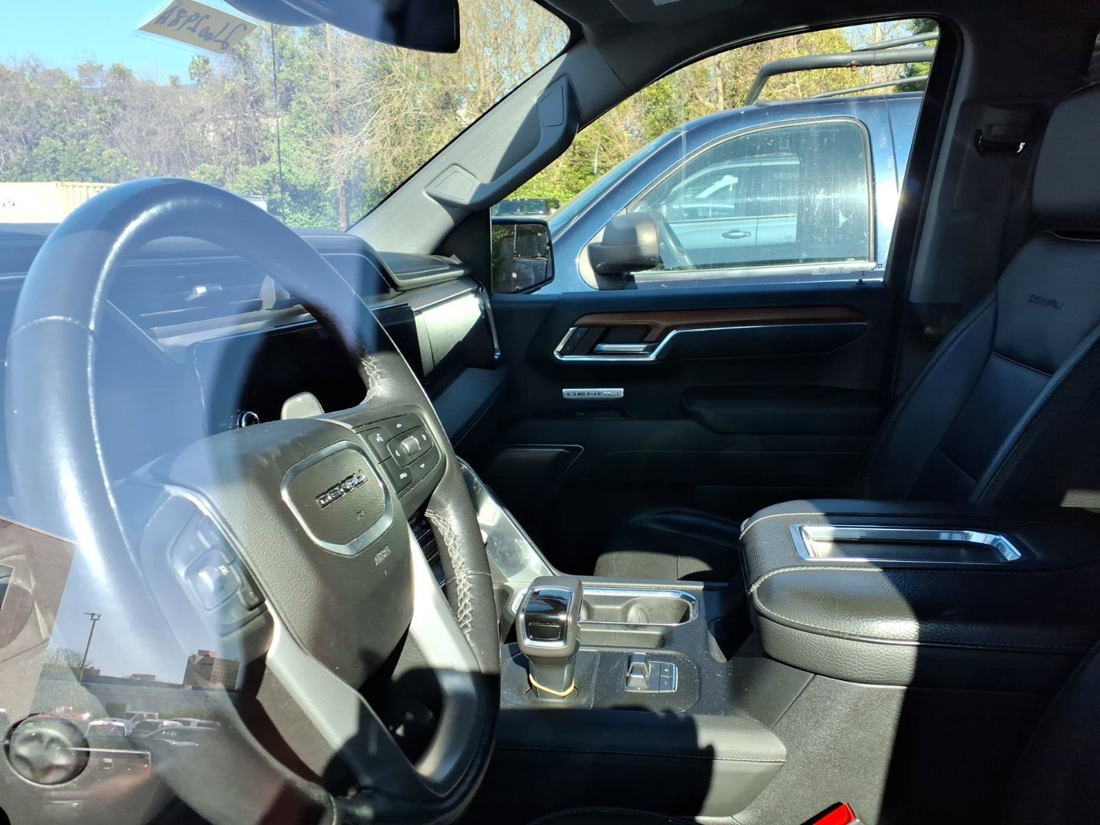 Used 2022 GMC Sierra 1500 Denali image 9