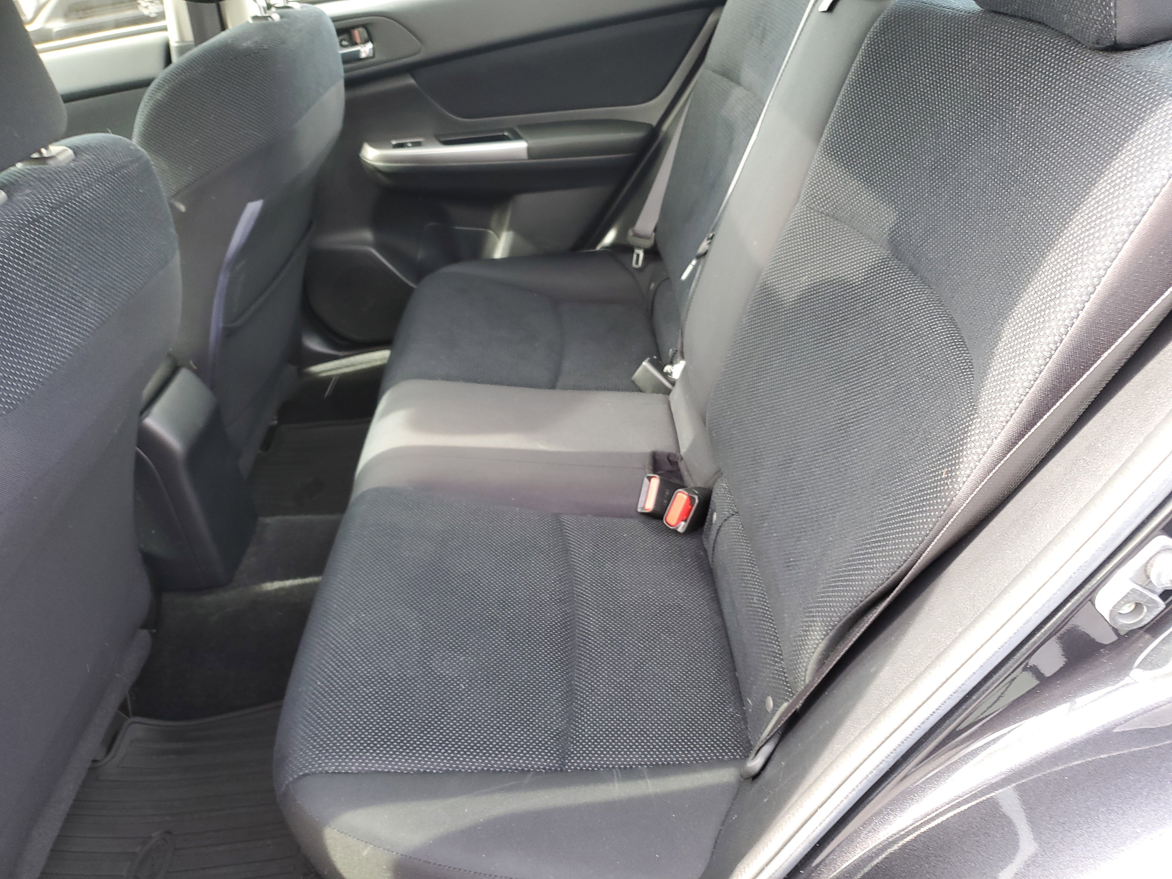 Used 2015 Subaru Impreza 2.0i Premium image 9