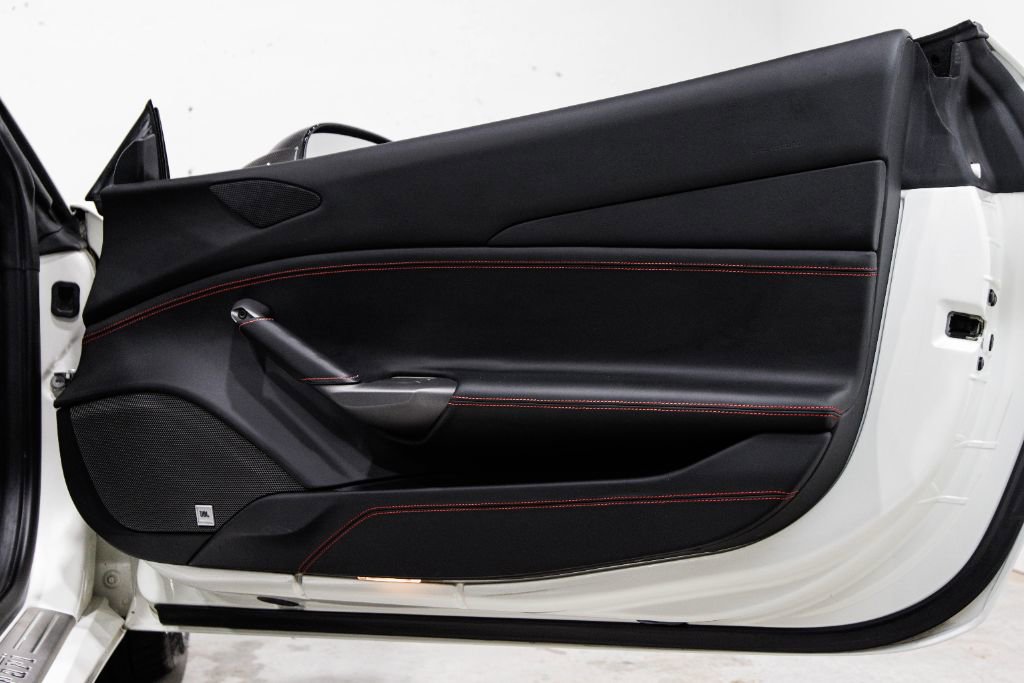 Used 2016 Ferrari 488 Spider RWD image 12