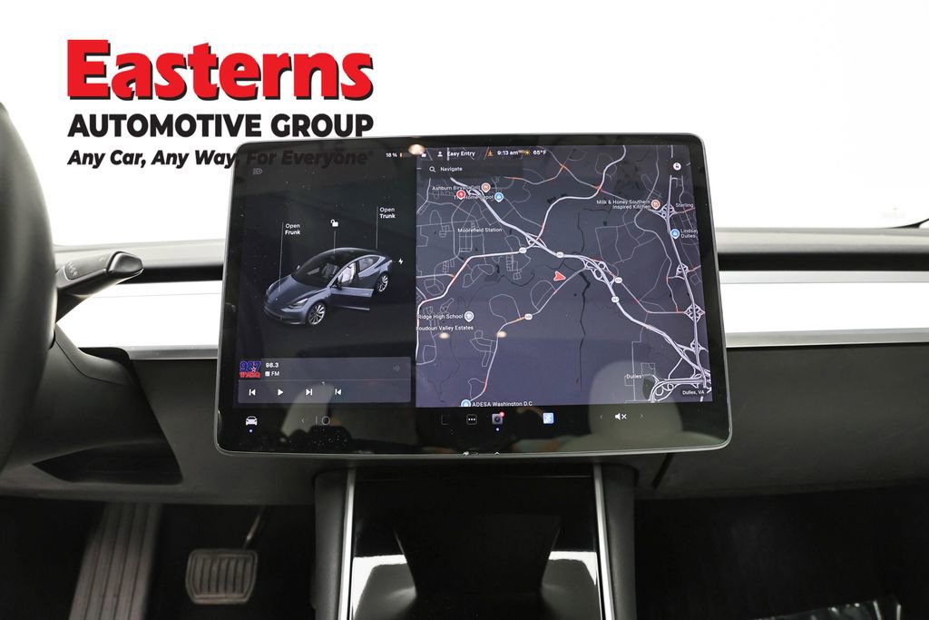 Used 2018 Tesla Model 3 Long Range image 12