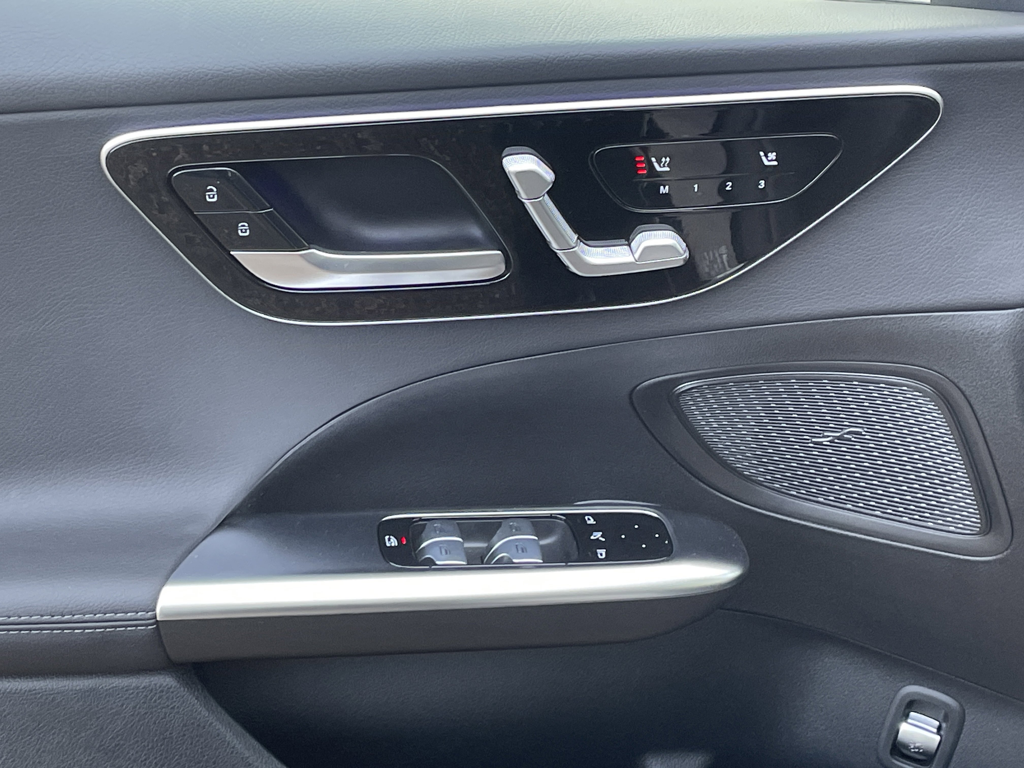 New 2026 Mercedes-Benz C 300 Sedan image 18