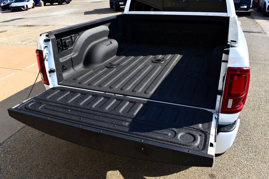 New 2026 RAM 2500 Laramie w/ Night Edition image 14