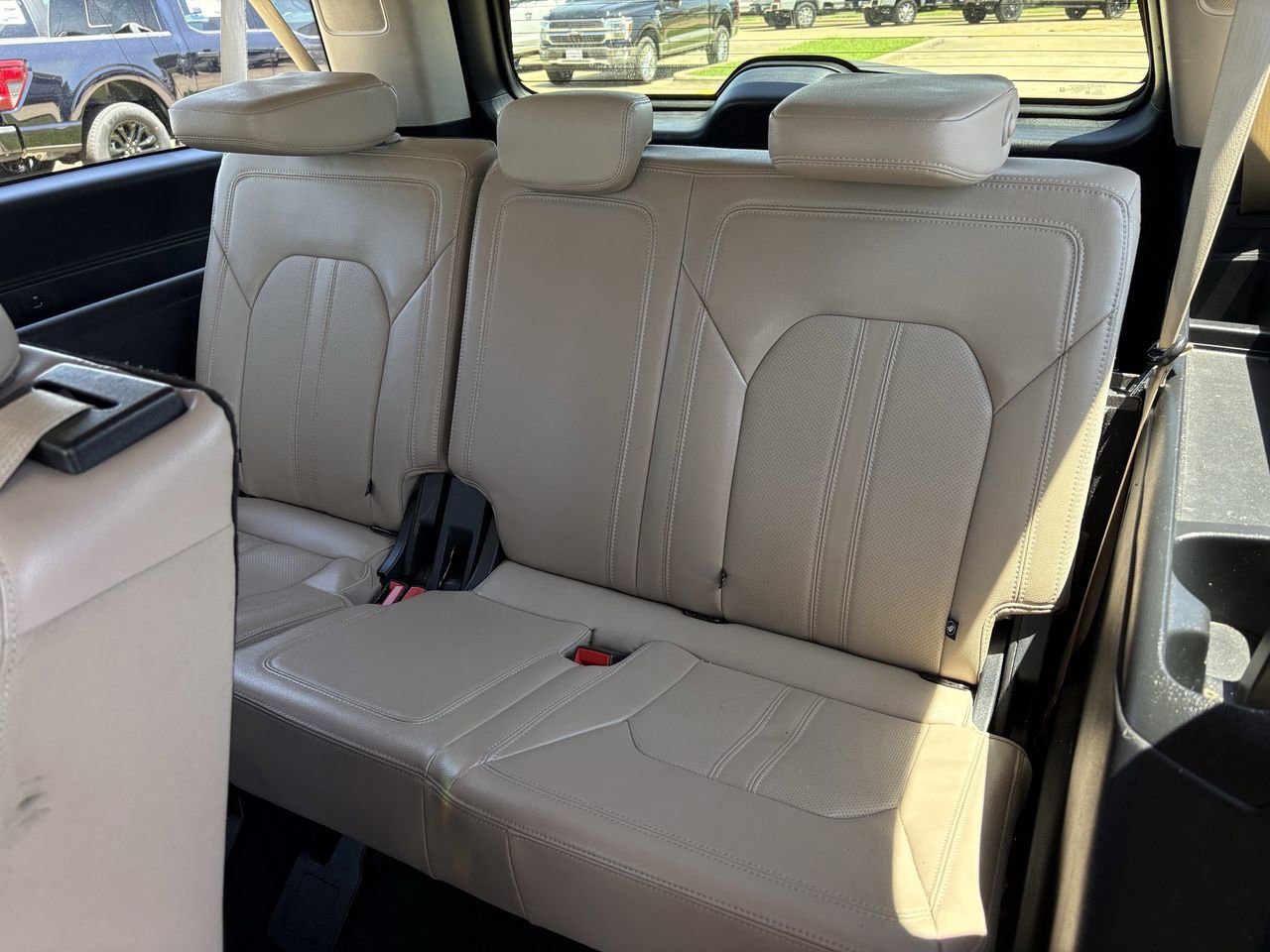 Used 2024 Ford Expedition Max Limited RWD image 32