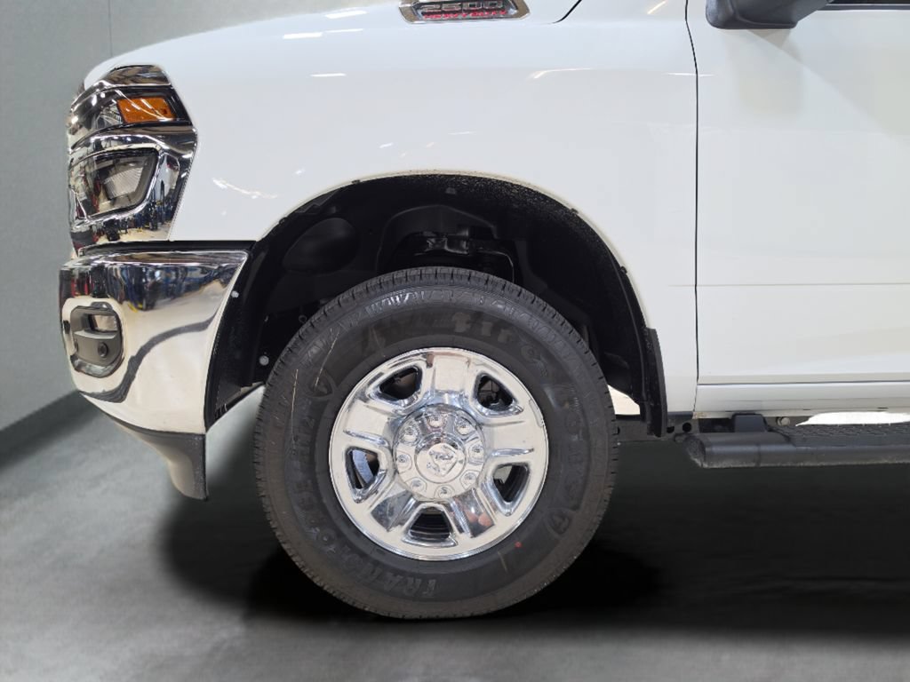 New 2026 RAM 2500 Tradesman AWD/4WD image 11