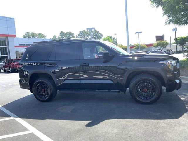 Used 2025 Toyota Sequoia TRD Pro AWD/4WD image 9