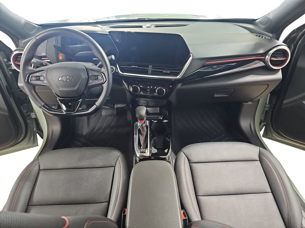 Certified 2024 Chevrolet Trax RS w/ Driver Confidence Package image 11