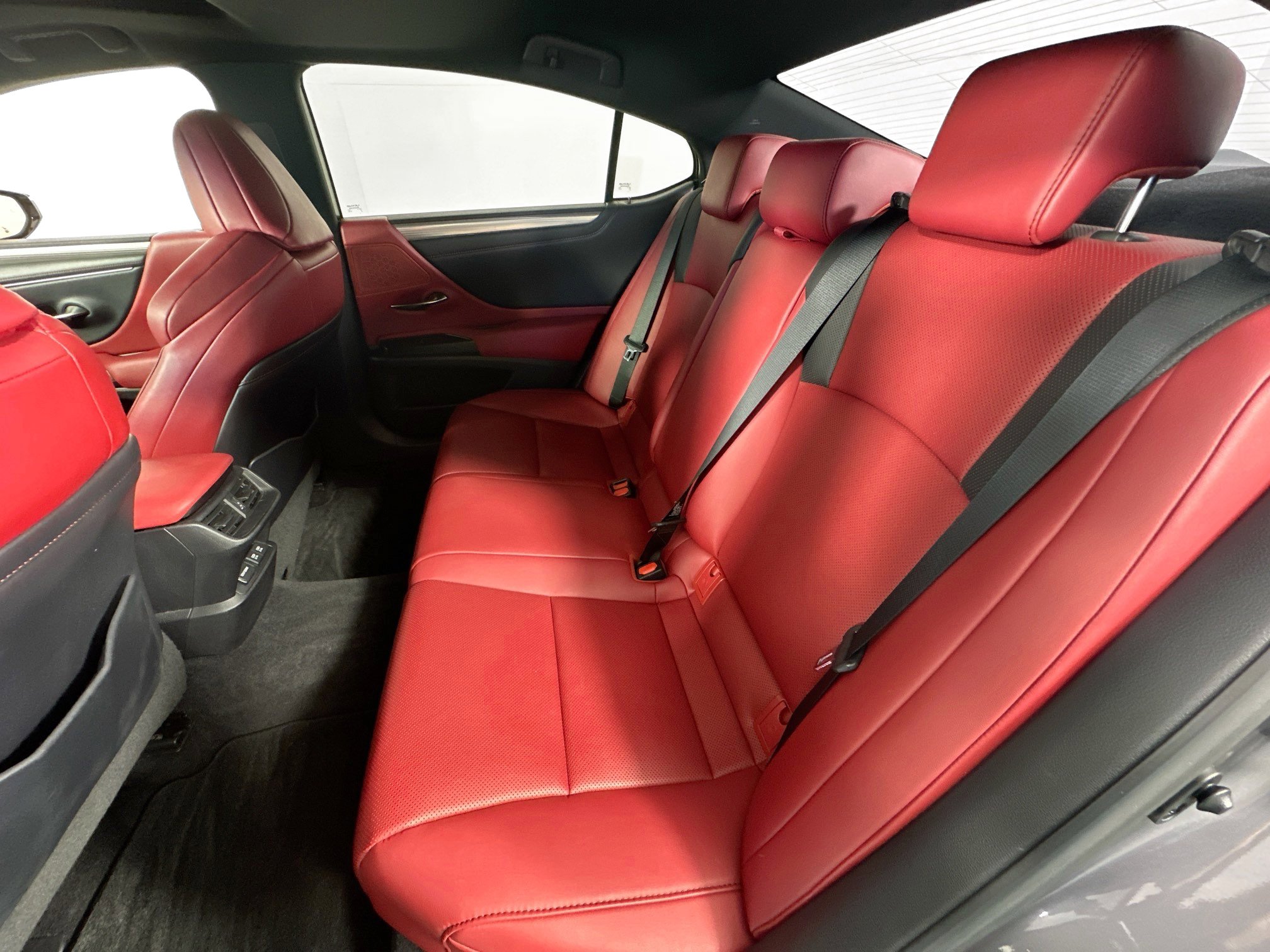 Used 2021 Lexus ES 350 F Sport w/ Accessory Package image 24