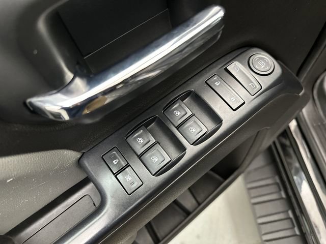 Used 2018 Chevrolet Silverado 1500 Custom w/ Custom Value Package image 19
