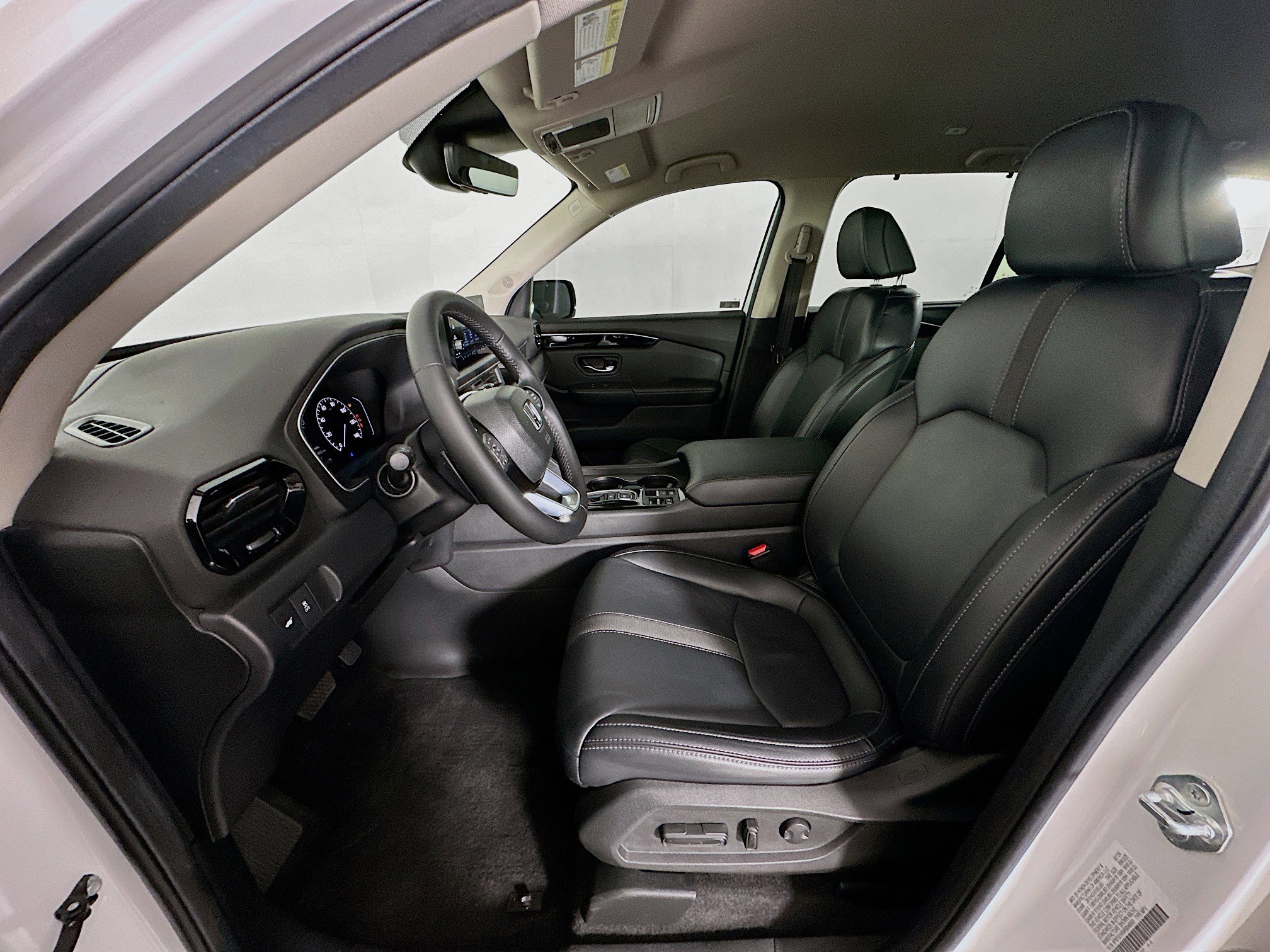 Used 2024 Honda Pilot EX-L image 13