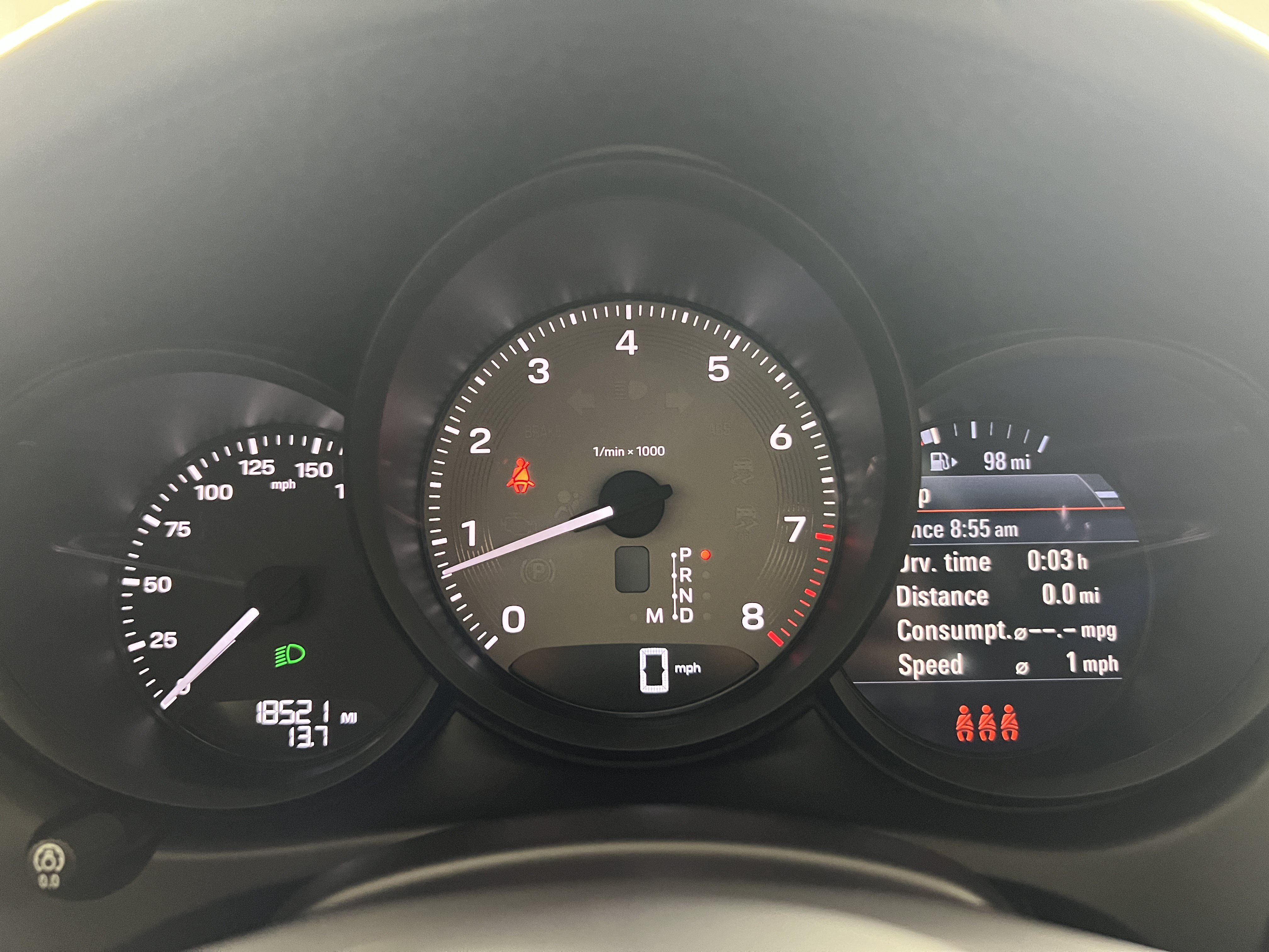 Certified 2024 Porsche Macan S AWD/4WD image 18