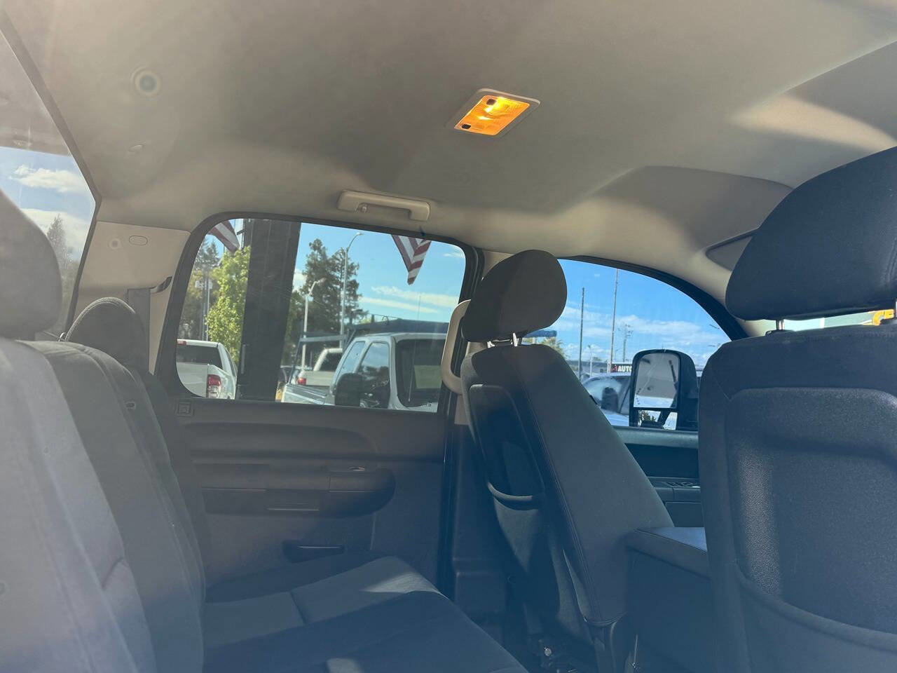 Used 2010 GMC Sierra 2500 SLE w/ Suspension Package, Off-Road image 26