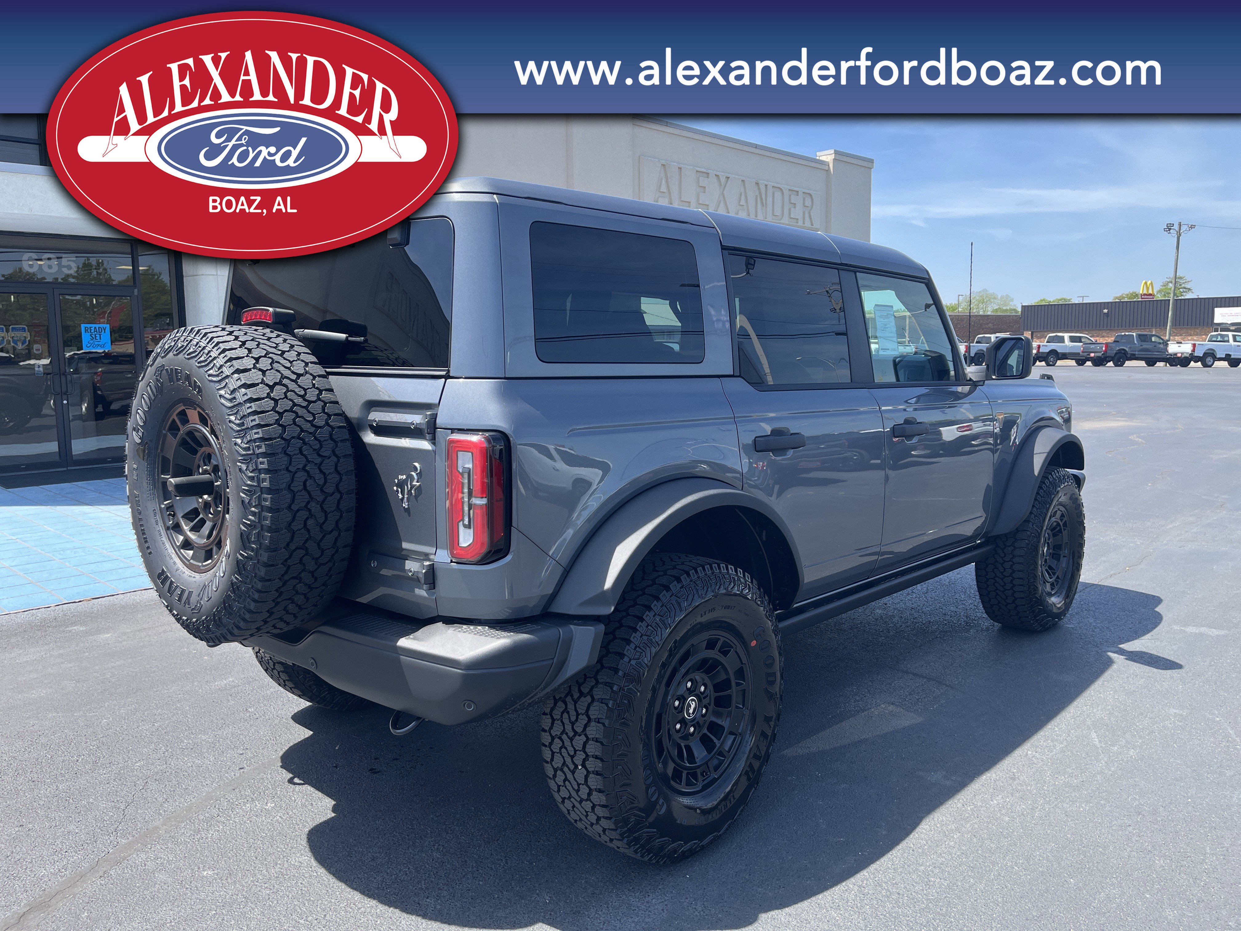 New 2026 Ford Bronco Badlands AWD/4WD image 3