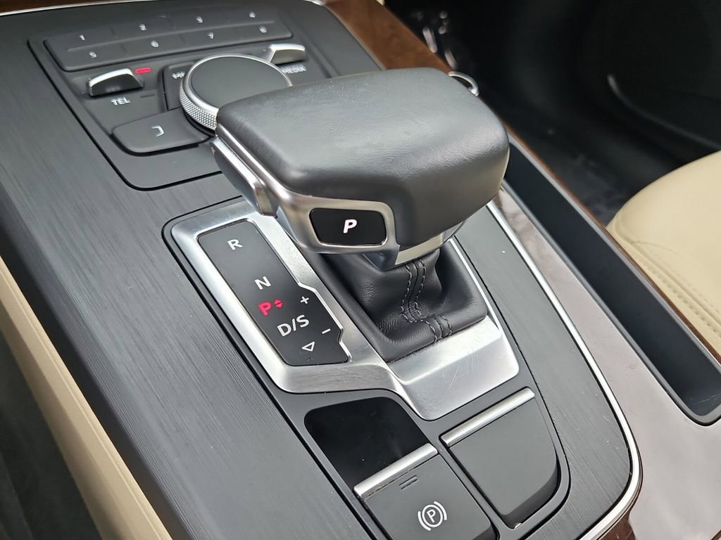 Used 2020 Audi Q5 2.0T Premium image 21