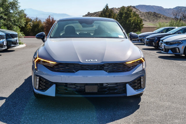 New 2027 Kia K5 GT FWD image 3
