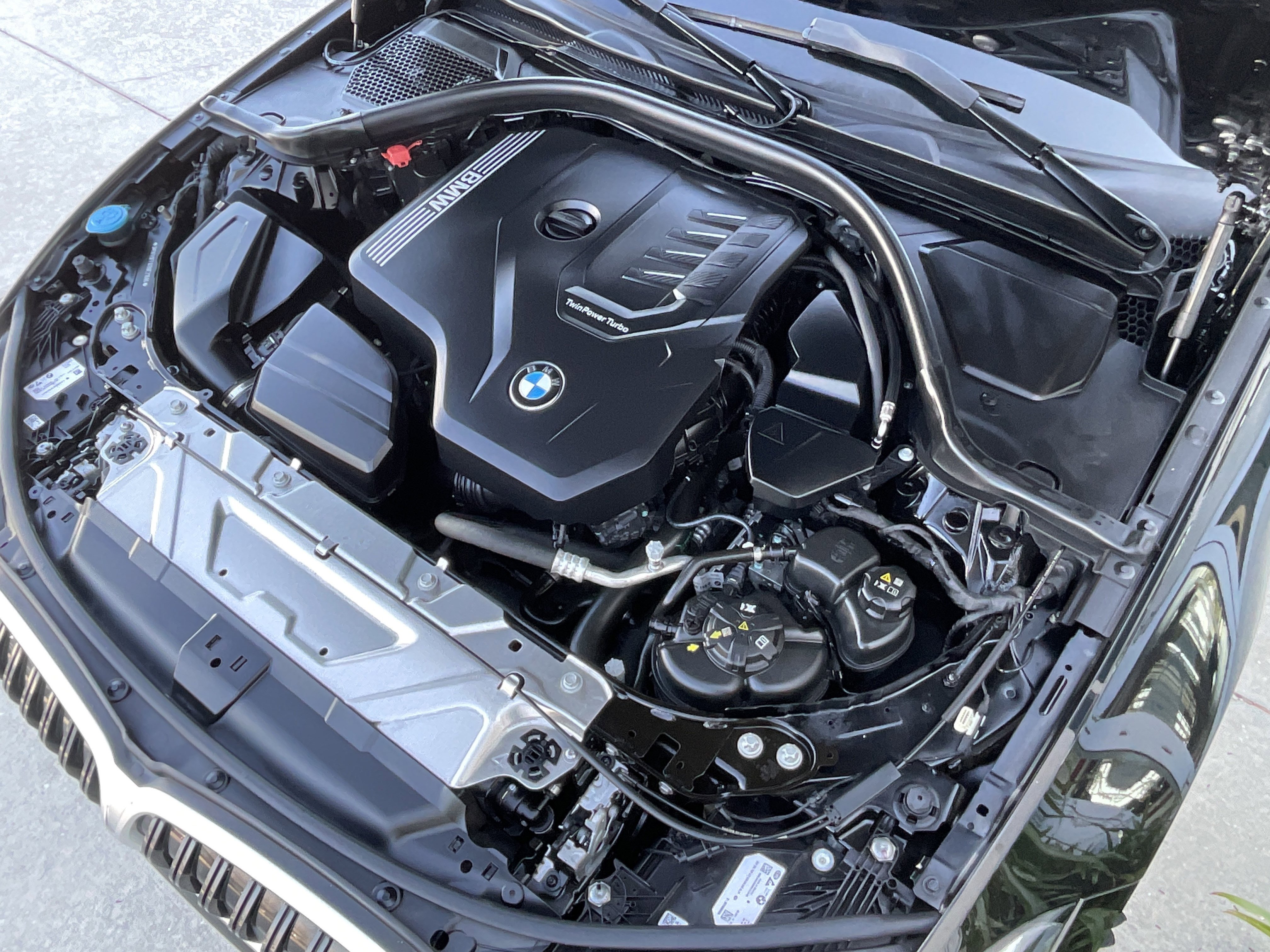 Certified 2024 BMW 330i Sedan w/ Premium Package image 32