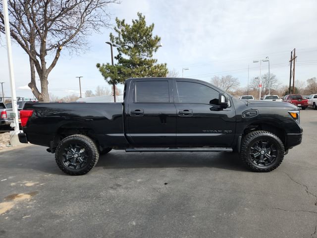 Used 2018 Nissan Titan SV w/ SV Convenience Package image 2