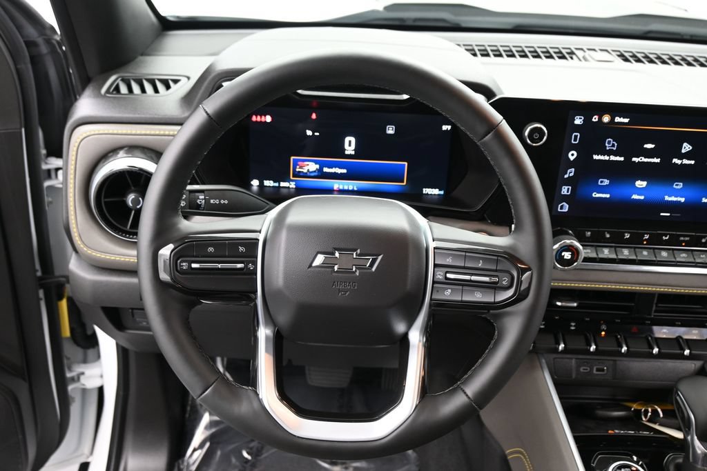 Used 2025 Chevrolet Colorado ZR2 AWD/4WD image 24
