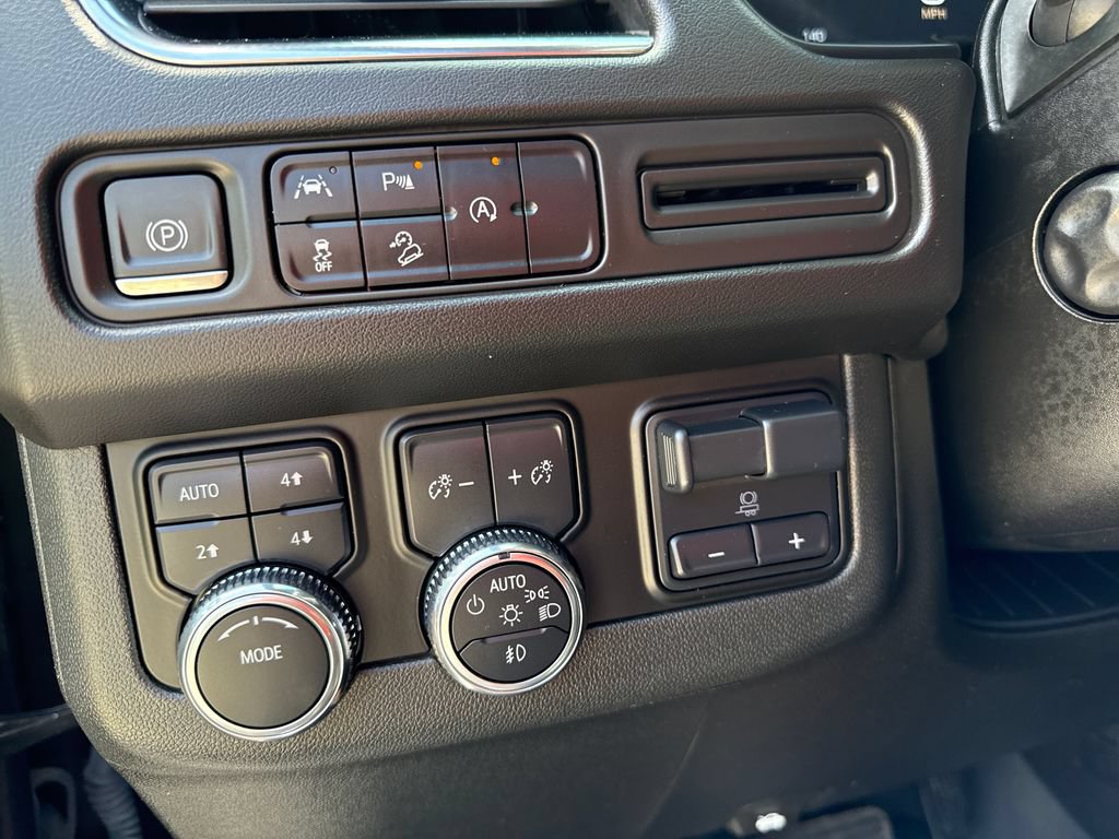 Certified 2023 GMC Yukon XL AT4 w/ Max Trailering Package AWD/4WD image 22