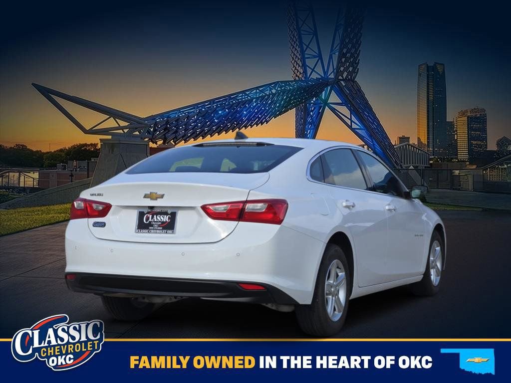 Used 2025 Chevrolet Malibu LS image 7