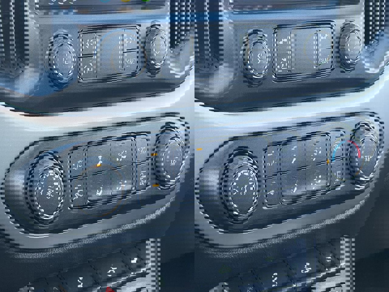 Used 2020 Chevrolet Colorado LT w/ LT Convenience Package image 28