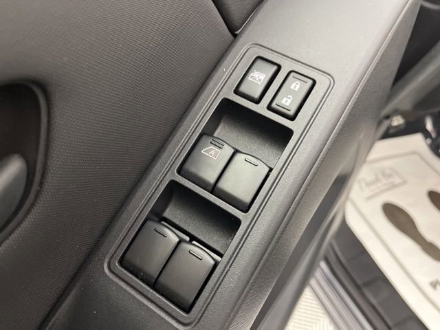 Used 2024 Nissan Frontier S w/ Technology Package image 31