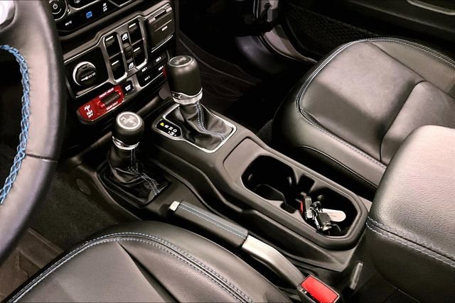Used 2022 Jeep Wrangler Unlimited Rubicon 4xe w/ Cold Weather Group image 16