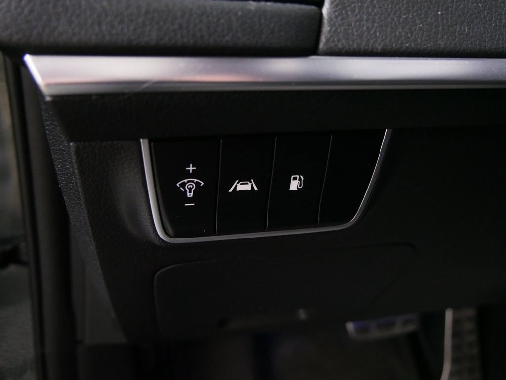 Used 2022 Kia Stinger GT-Line w/ Sun & Sound Package AWD/4WD image 20