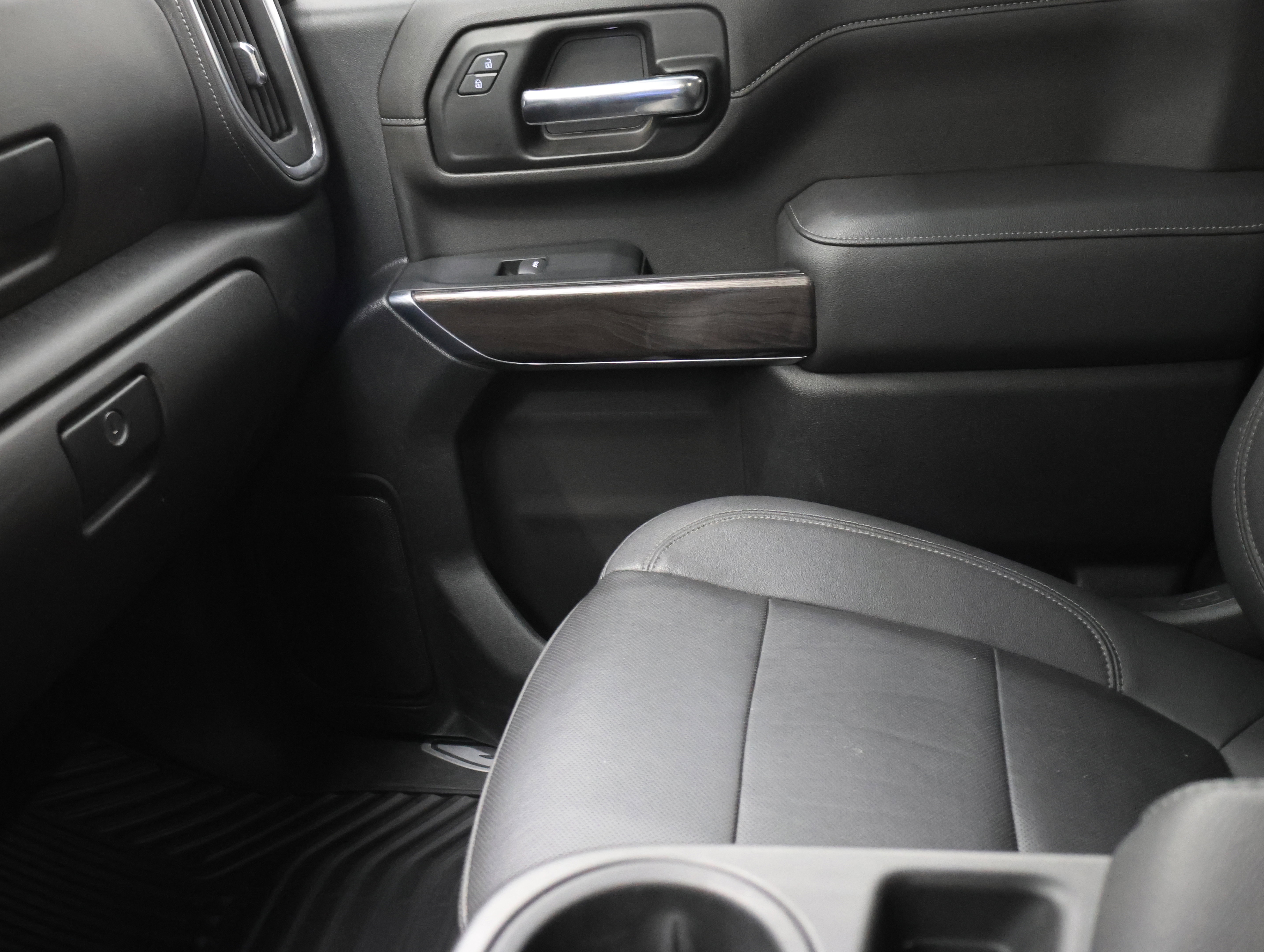 Used 2023 Chevrolet Silverado 3500 LTZ w/ Gooseneck/5TH Wheel Package image 13