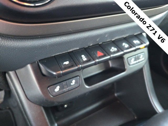 Used 2022 Chevrolet Colorado Z71 image 25