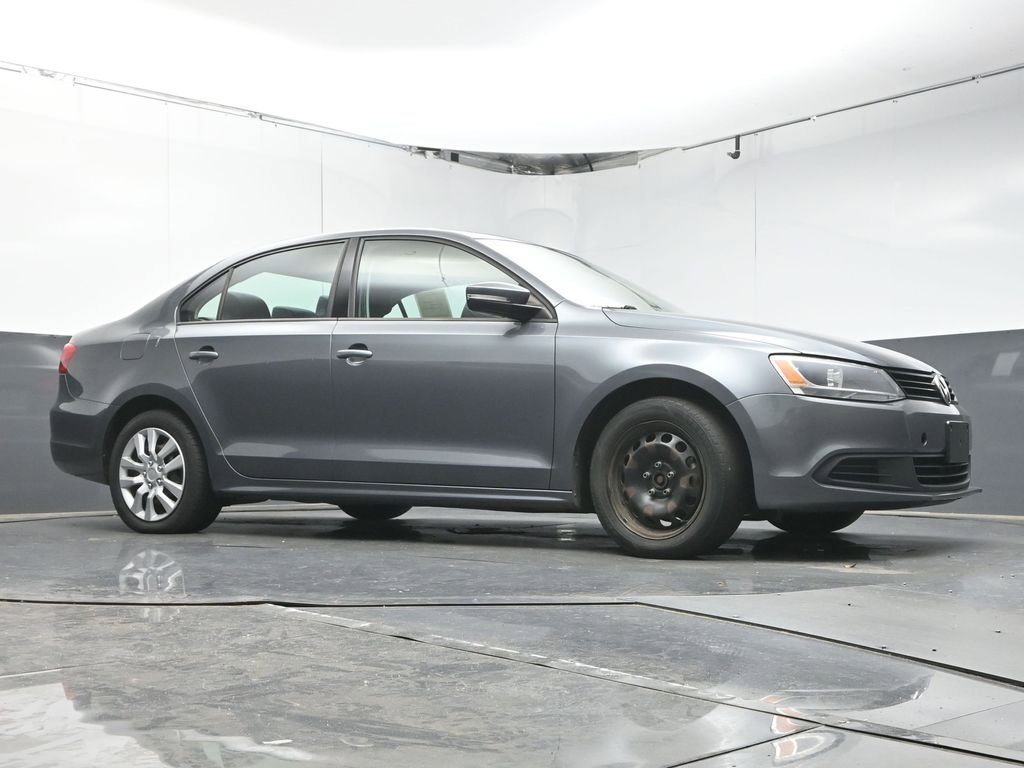 Used 2014 Volkswagen Jetta SE FWD image 39