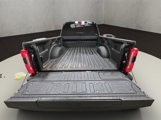 Used 2025 Ford F250 Lariat w/ Lariat Ultimate Package image 23