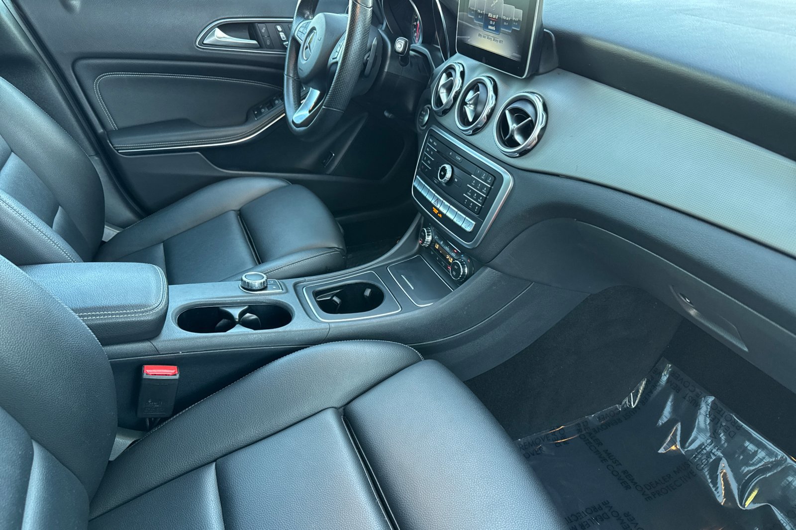 Certified 2020 Mercedes-Benz GLA 250 4MATIC w/ Premium Package image 16