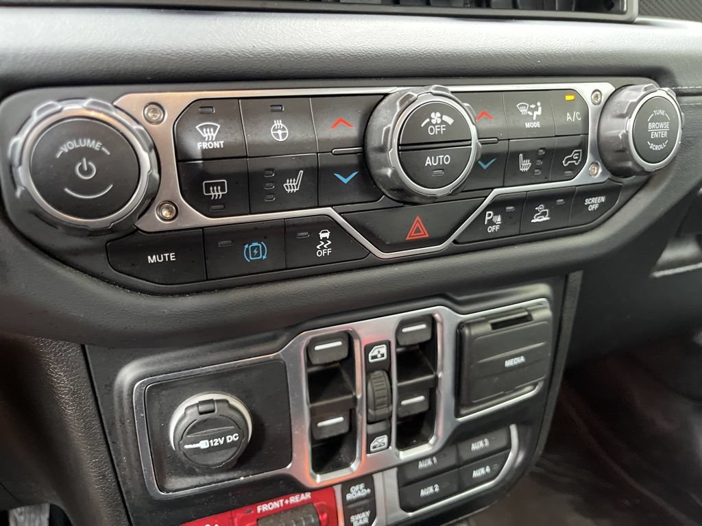 Used 2024 Jeep Wrangler Unlimited Rubicon 4xe AWD/4WD image 41