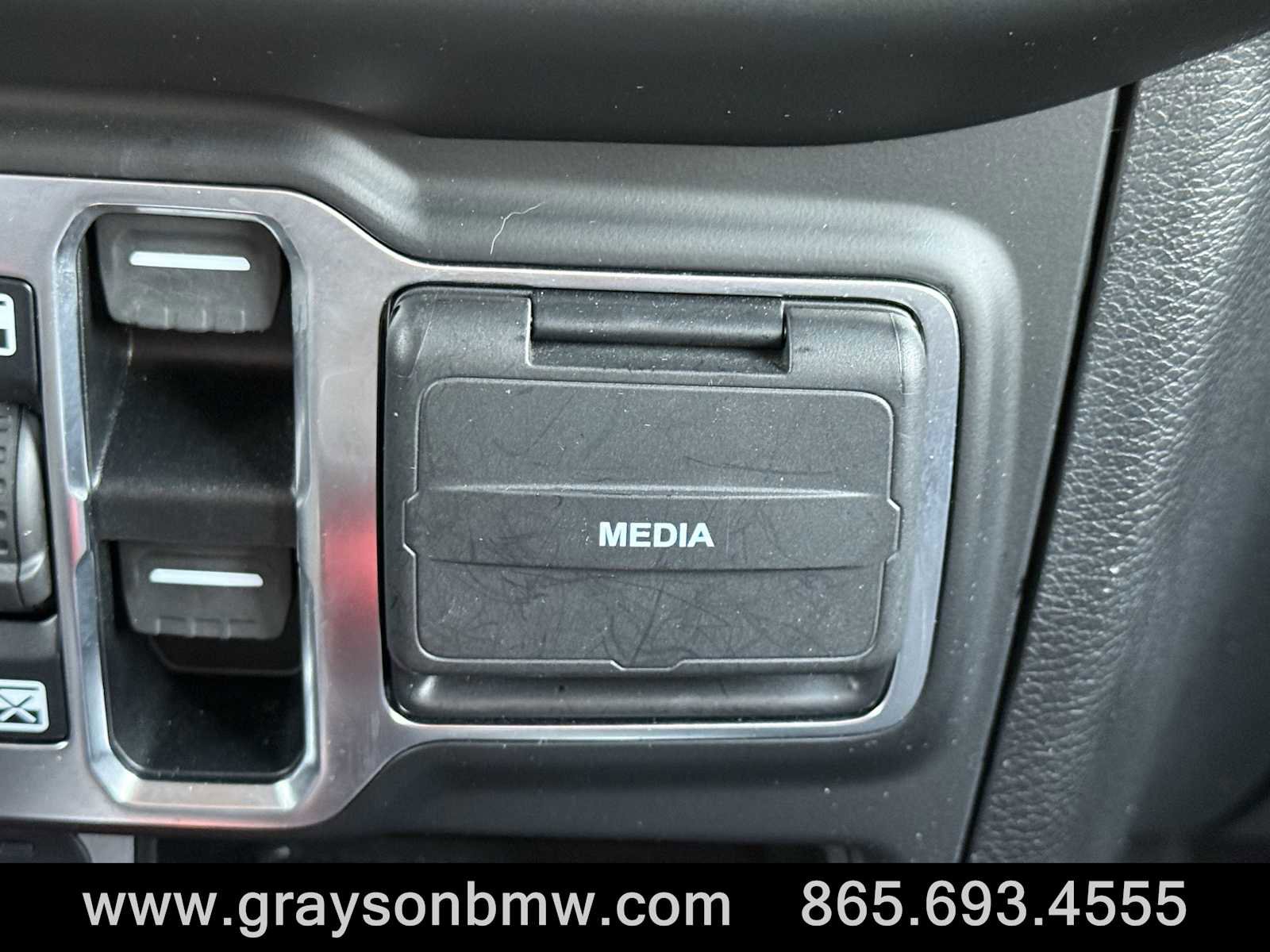 Used 2021 Jeep Gladiator Rubicon image 25