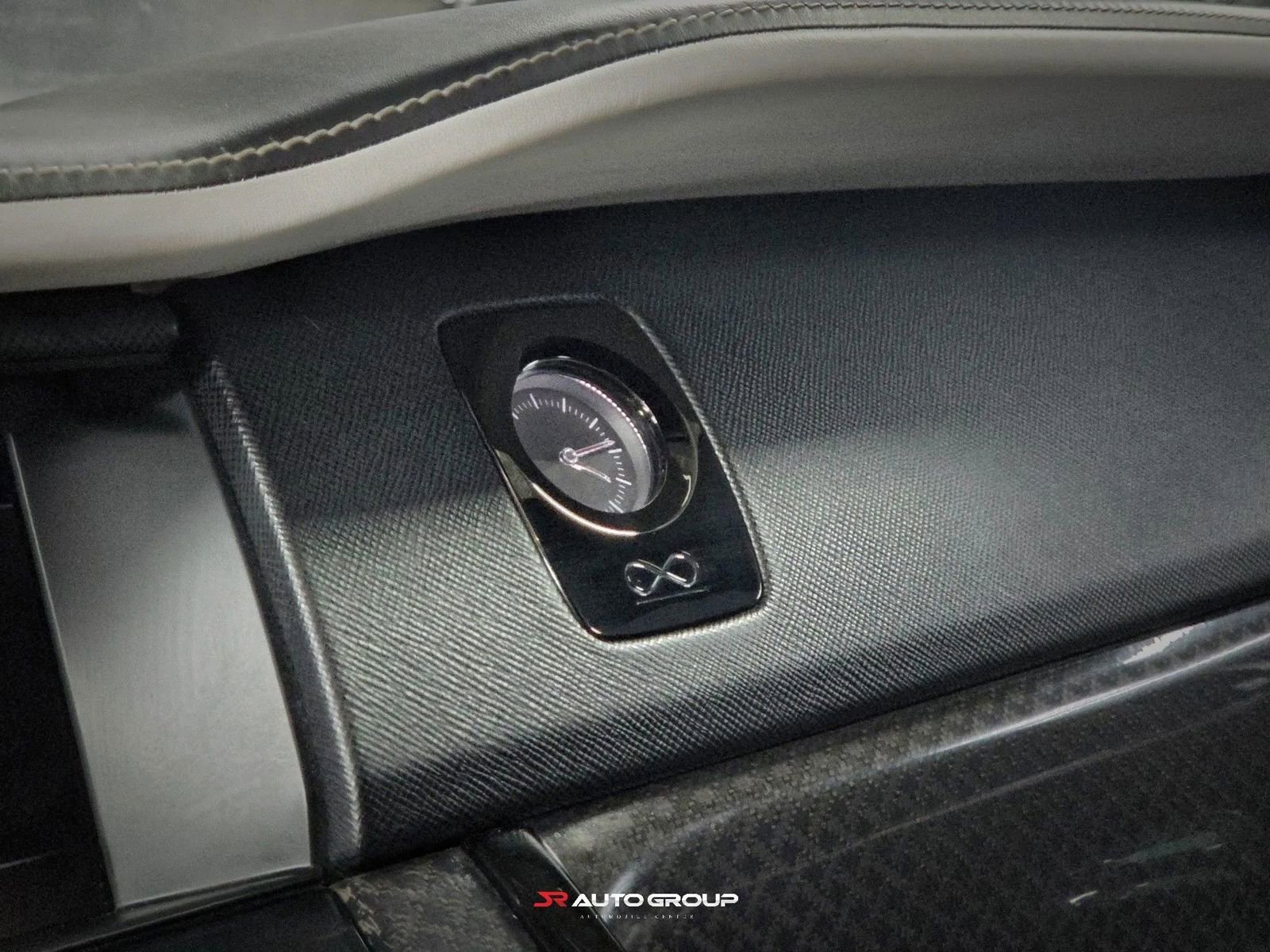 Used 2020 Rolls-Royce Cullinan Black Badge image 27