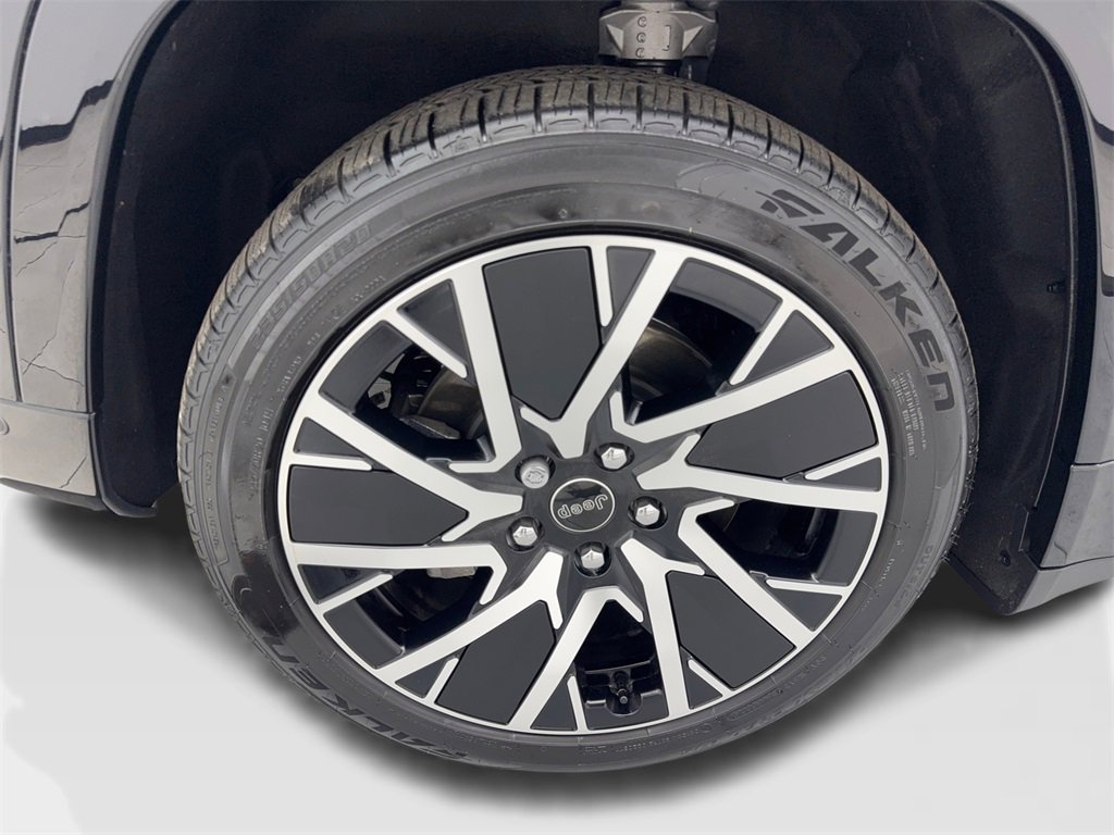 Used 2025 Jeep Wagoneer S Limited image 90