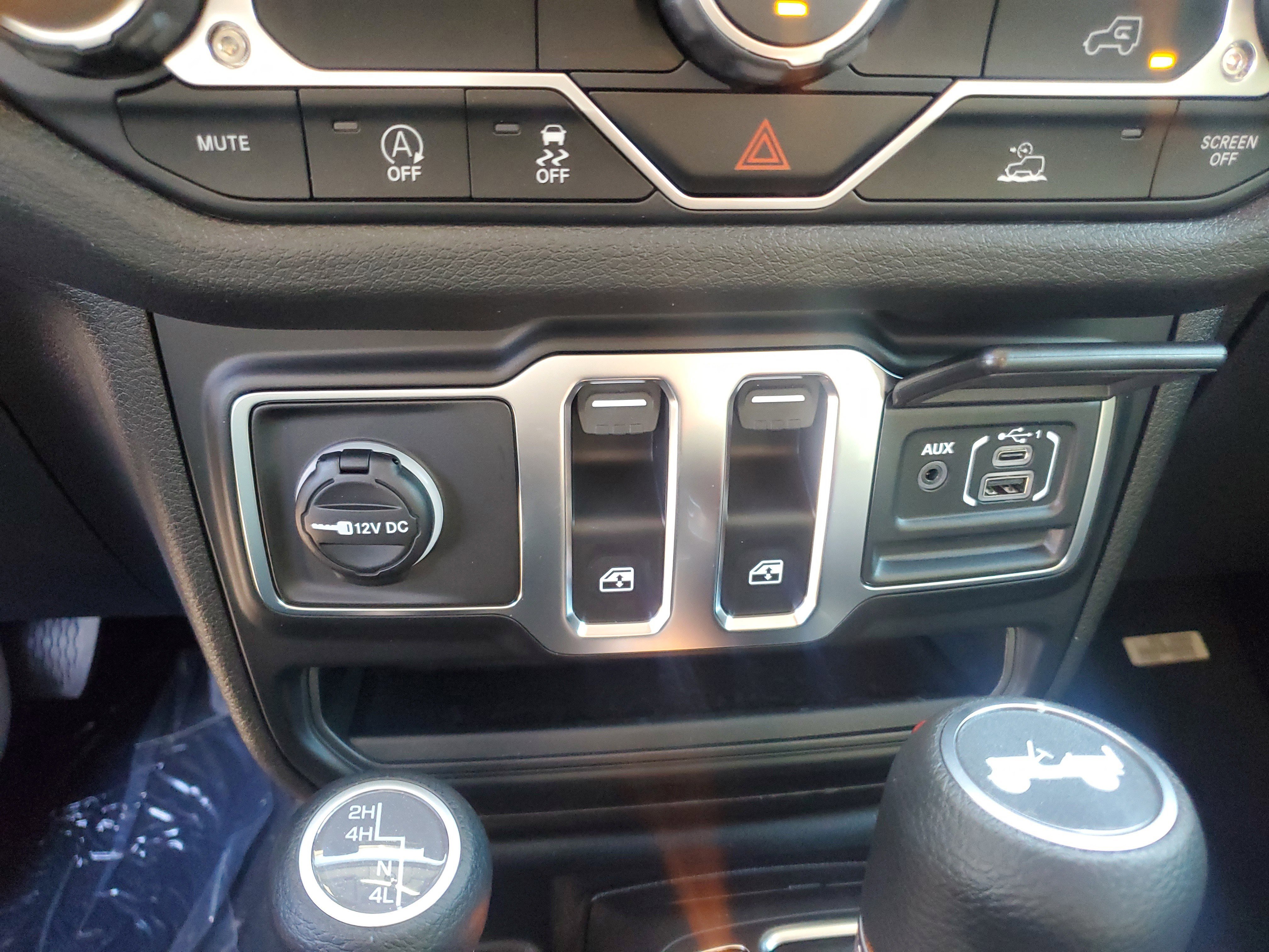 New 2026 Jeep Wrangler Sport AWD/4WD image 17
