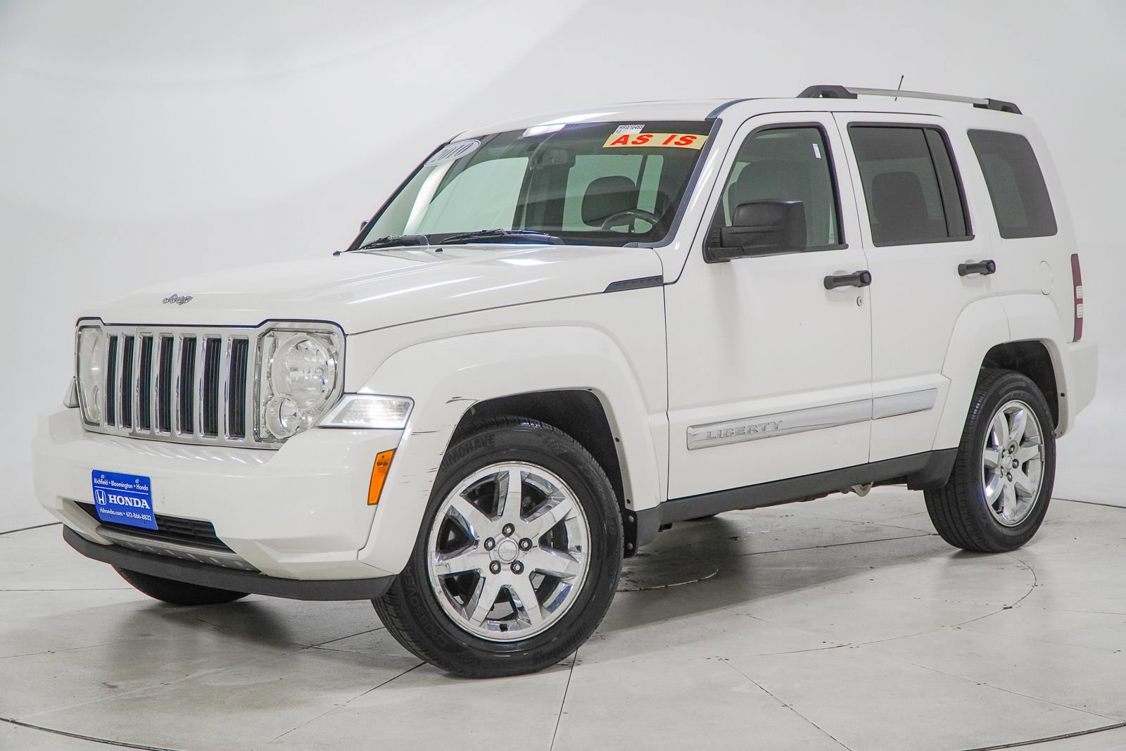 Used 2010 Jeep Liberty Limited w/ Tire & Wheel Group AWD/4WD image 1