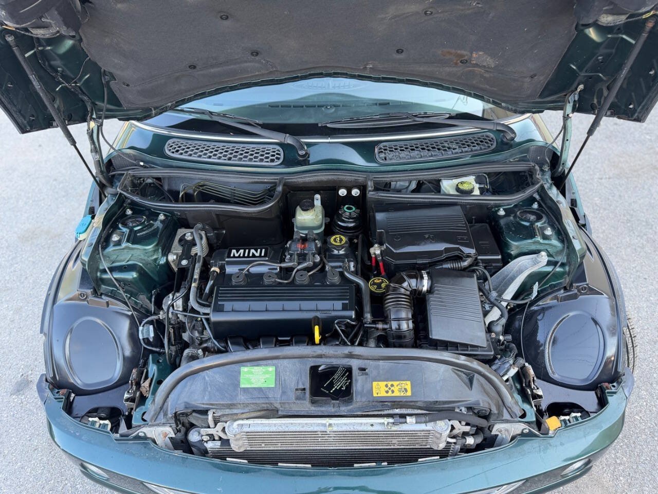 Used 2002 MINI Cooper Hardtop FWD image 16