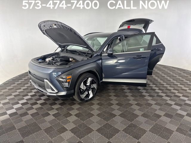 Used 2025 Hyundai Kona Limited AWD/4WD image 11