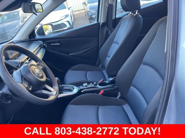 Used 2019 Toyota Yaris LE image 8