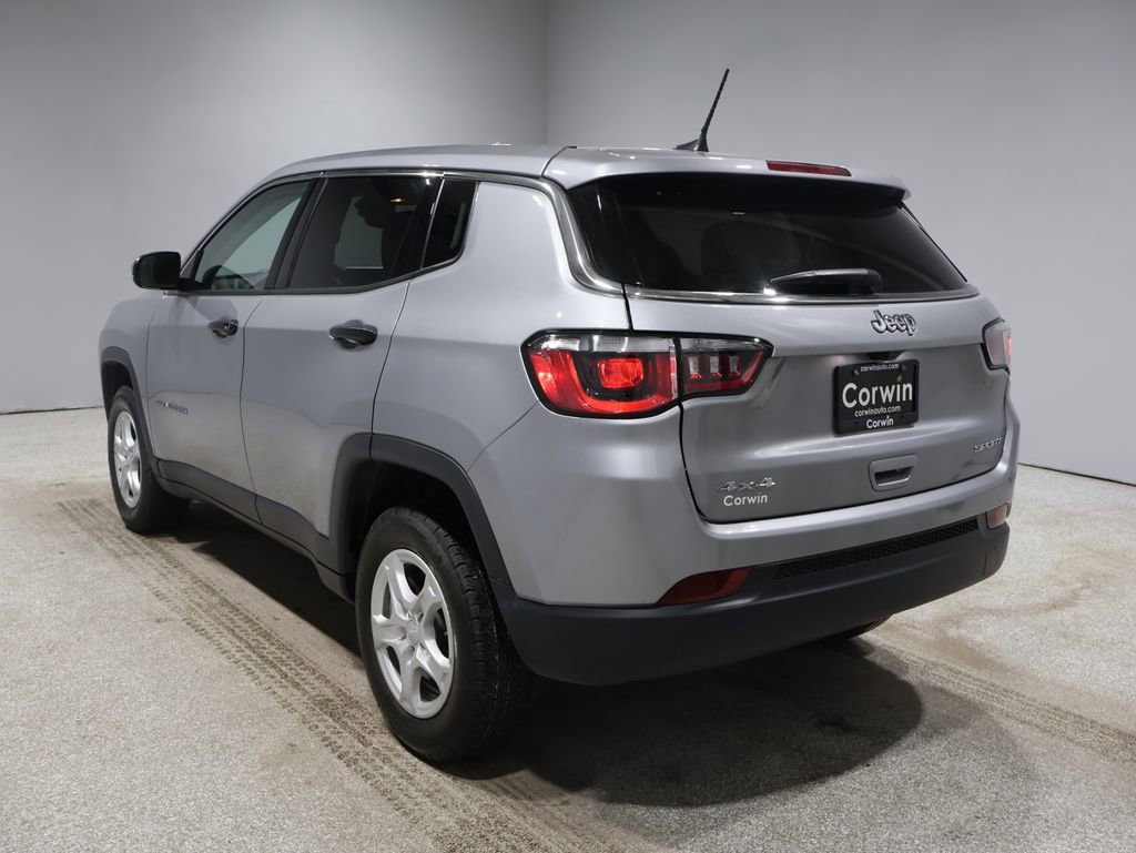 Used 2022 Jeep Compass Sport image 5