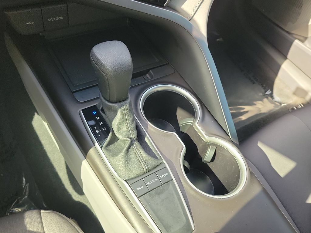 Certified 2024 Toyota Camry LE FWD image 18