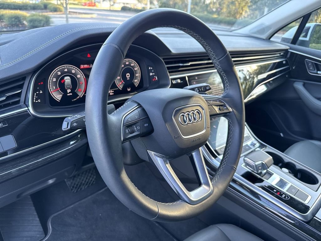 Used 2025 Audi Q7 3.0T Premium Plus image 18