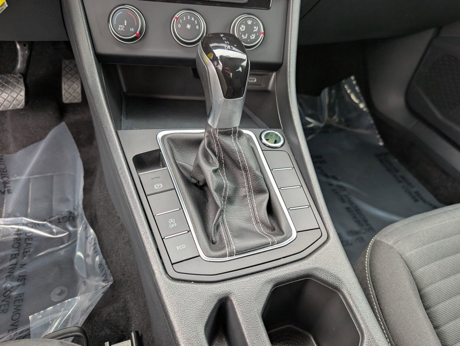 Used 2024 Volkswagen Jetta S image 18